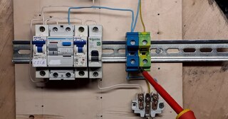 Установка устройства защитного отключения в Липецке в октябре